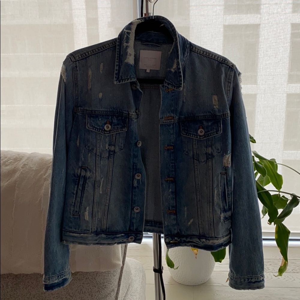 Women’s Distressed Jean Jacket, Size L